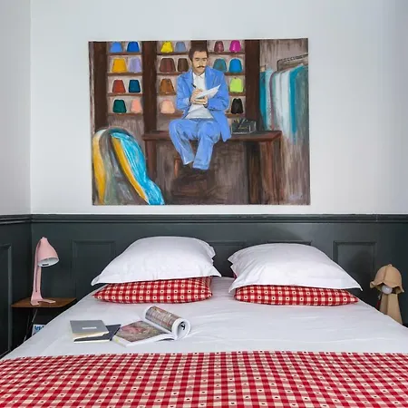 Artisan Lofts Near Marais Apartment