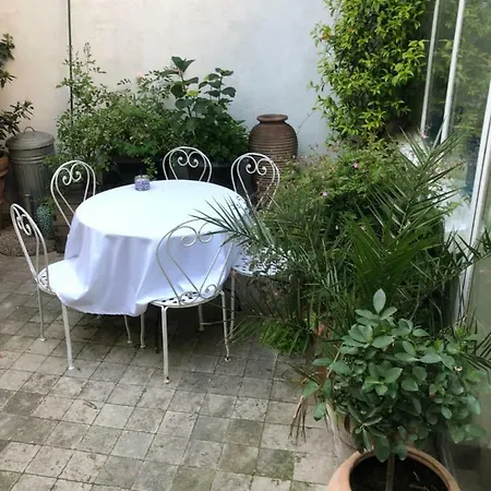 Des Iris Gasthof Paris