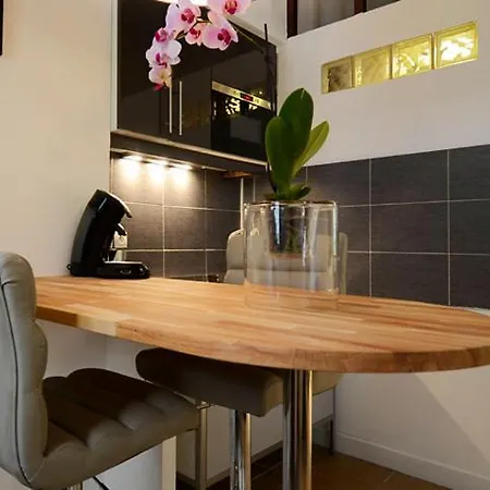 Short Group Temple Serviced Appartement *