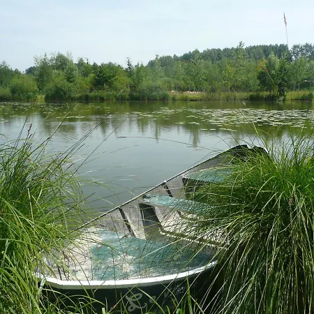Camping Du Vivier Aux Carpes Campsite Paris