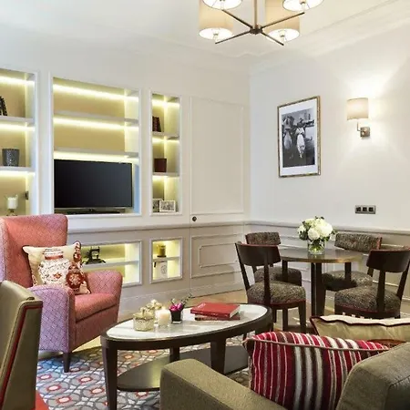 La Clef Tour Eiffel By The Crest Collection Szálloda 5*