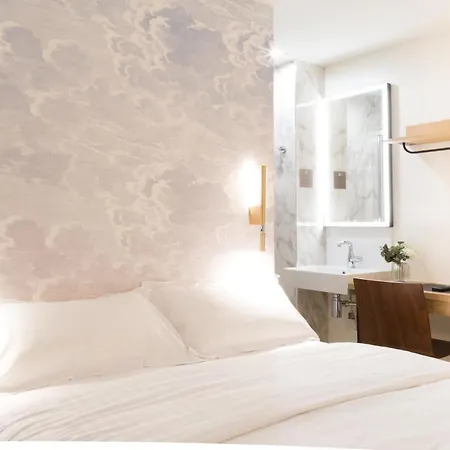Hotel Au Coeur Du Marais