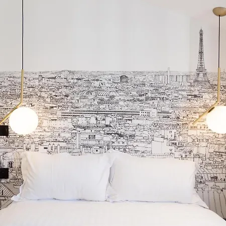 Au Coeur Du Marais Hotel