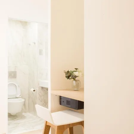 Hotel Au Coeur Du Marais Paris