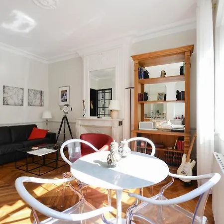 Chopin Apartment *
