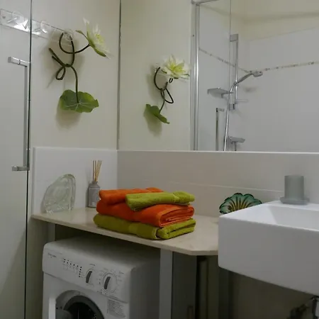 Near Louvre, Appartement