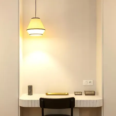 Habitat Parisien - Louvre Rivoli Paris