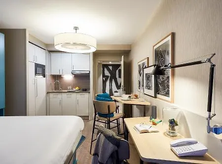 Adagio Nation Aparthotel 4*