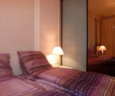 Moulin Rouge Appartement *