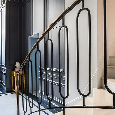 Maison Montespan Hotel *